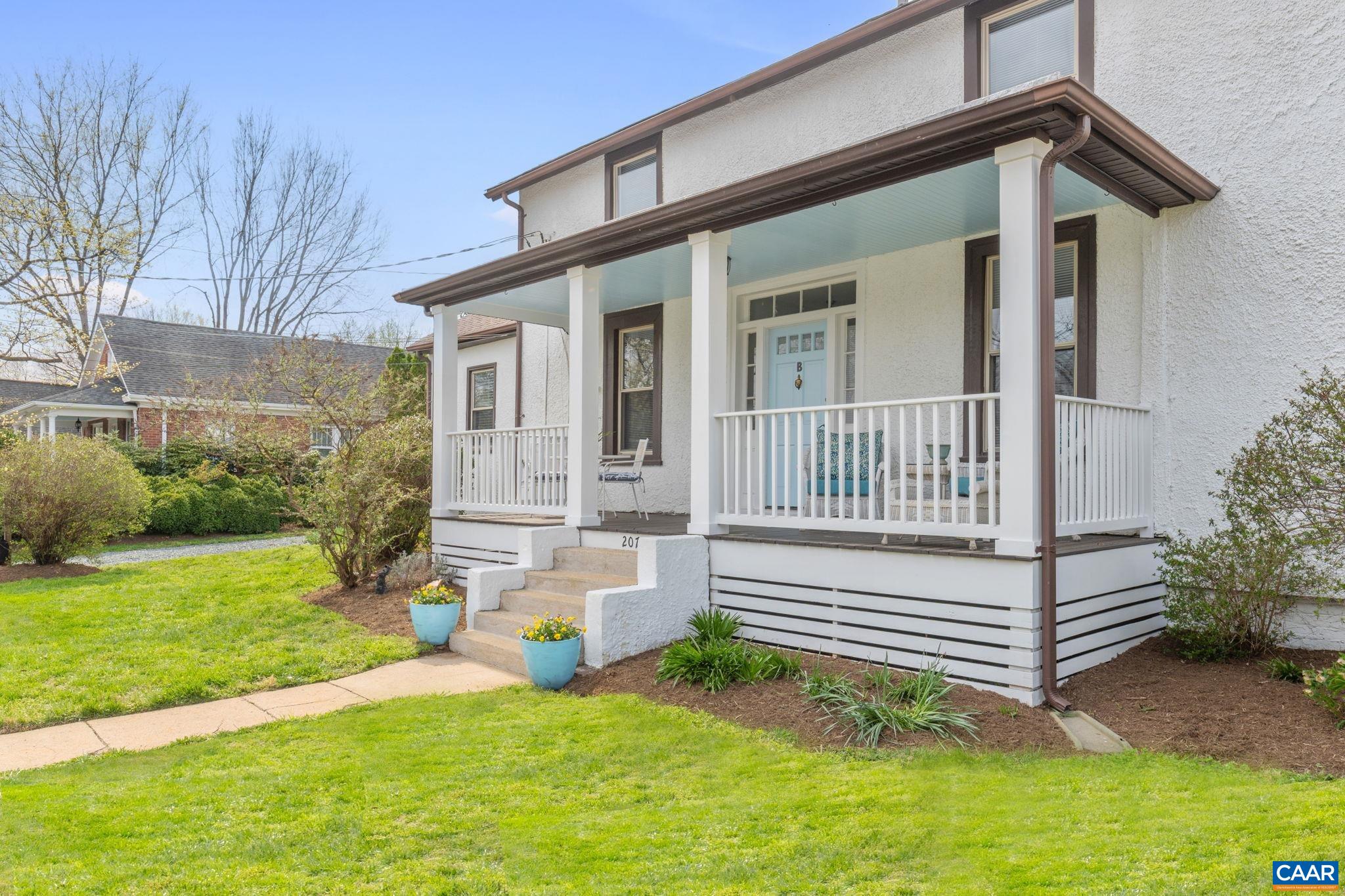 207 DOUGLAS AVE, CHARLOTTESVILLE, Virginia 22902, ,Residential,207 DOUGLAS AVE,675084 MLS # 675084