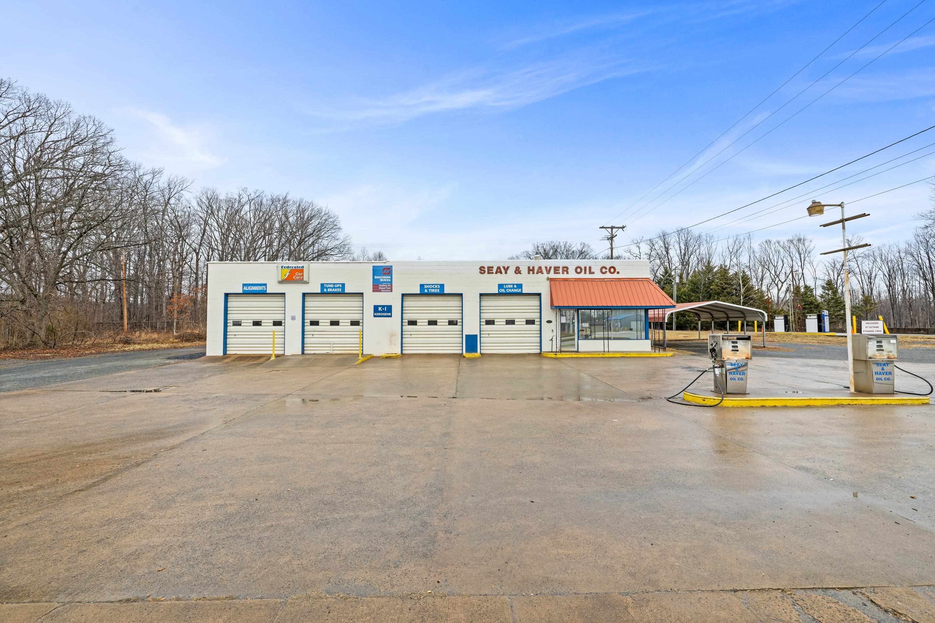 16855 OAK ST, DILLWYN, Virginia 23936, ,Commercial,16855 OAK ST,675071 MLS # 675071