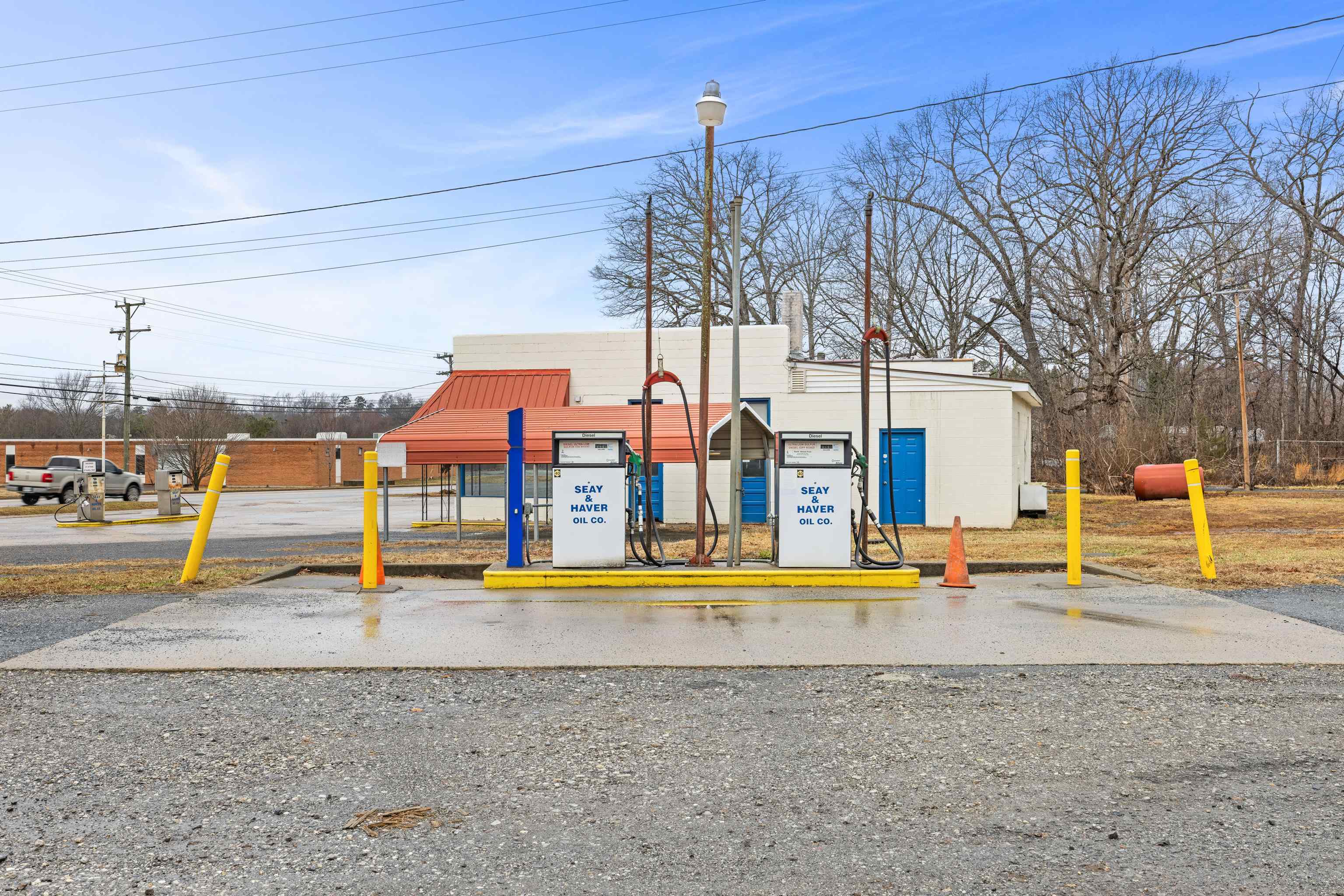 16855 OAK ST, DILLWYN, Virginia 23936, ,Commercial,16855 OAK ST,675071 MLS # 675071