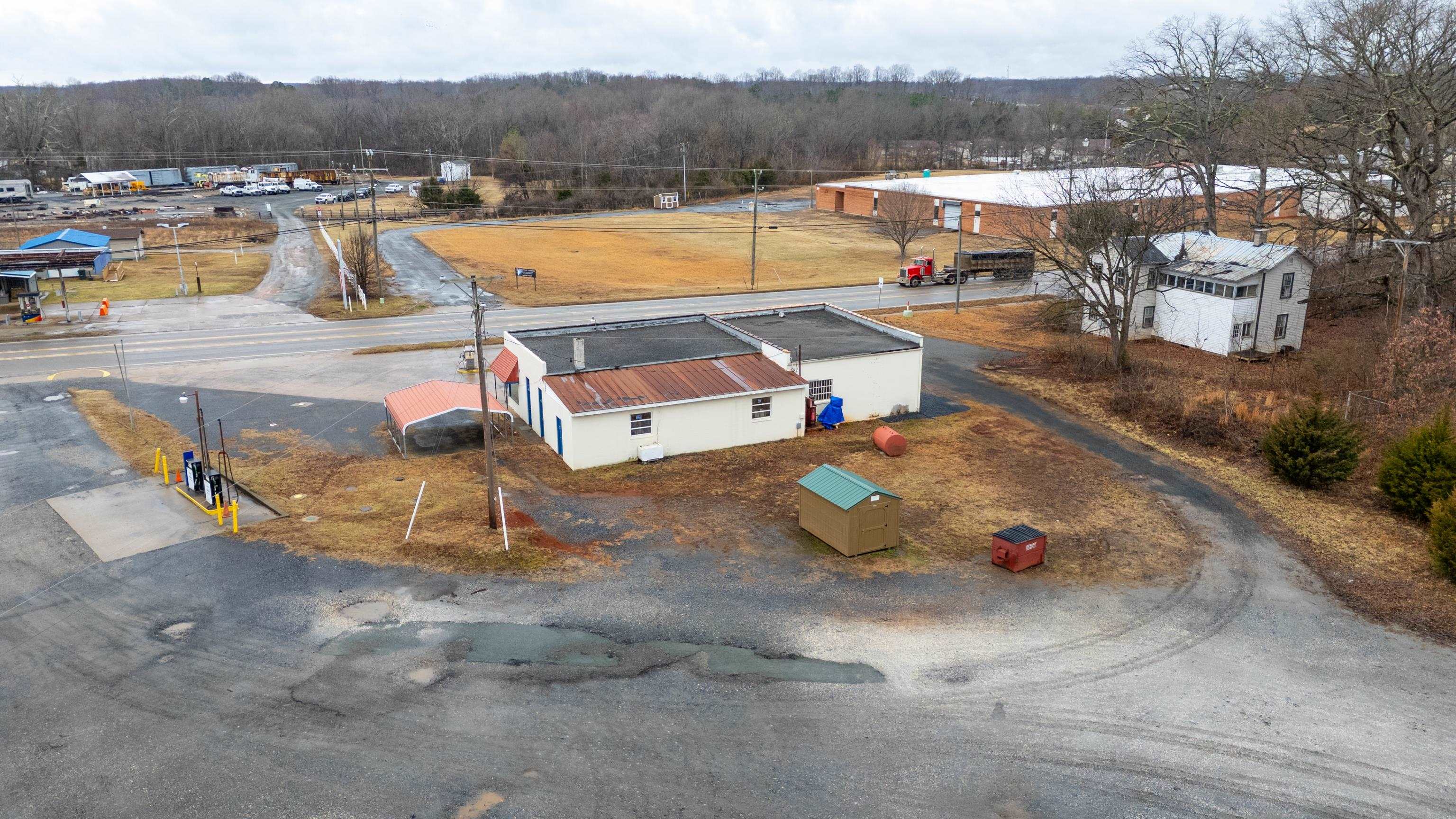 16855 OAK ST, DILLWYN, Virginia 23936, ,Commercial,16855 OAK ST,675071 MLS # 675071