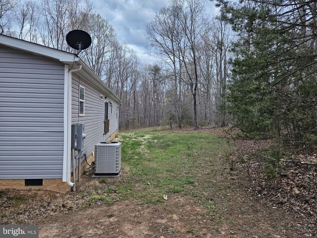 13906 MARSHALL TRACT CT, SPOTSYLVANIA, Virginia 22551, 3 Bedrooms Bedrooms, ,2 BathroomsBathrooms,Residential,13906 MARSHALL TRACT CT,VASP2039702 MLS # VASP2039702