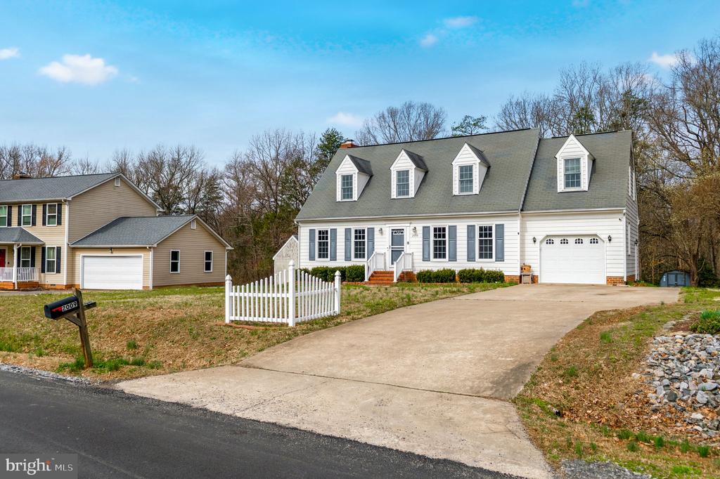 2009 WHITE LAKE DR, FREDERICKSBURG, Virginia 22407, 3 Bedrooms Bedrooms, ,2 BathroomsBathrooms,Residential,BREEZEWOOD,2009 WHITE LAKE DR,VASP2039884 MLS # VASP2039884