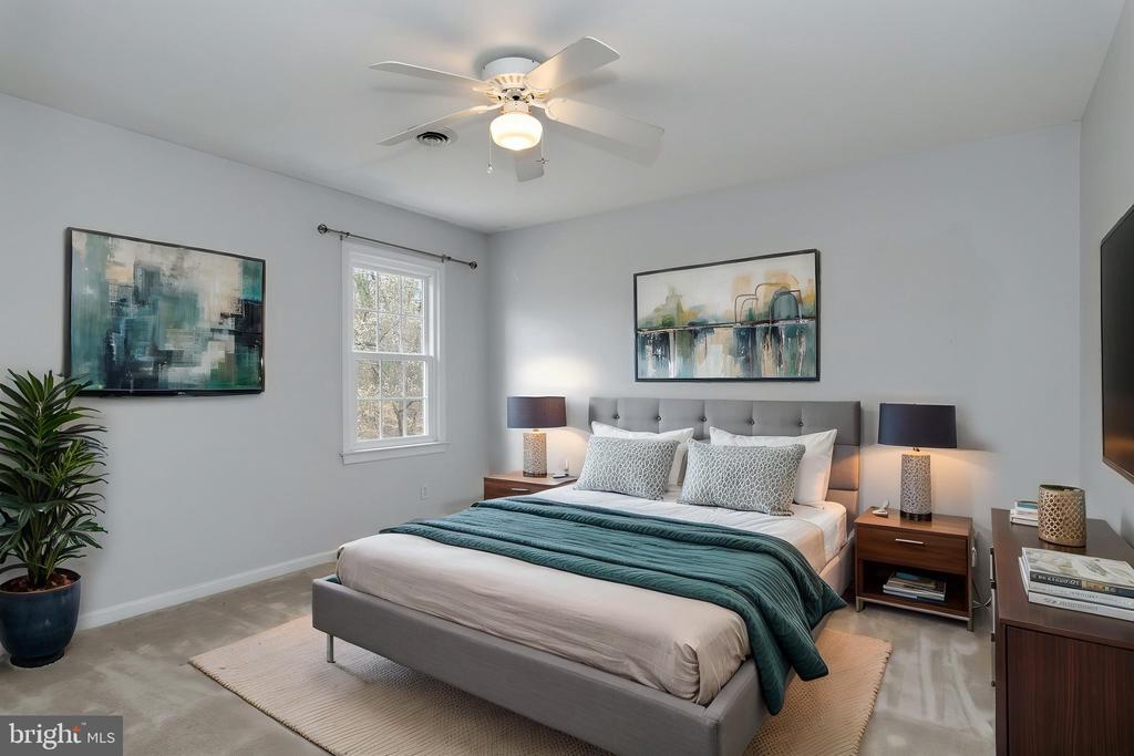 2009 WHITE LAKE DR, FREDERICKSBURG, Virginia 22407, 3 Bedrooms Bedrooms, ,2 BathroomsBathrooms,Residential,BREEZEWOOD,2009 WHITE LAKE DR,VASP2039884 MLS # VASP2039884