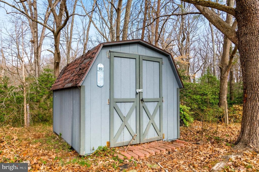 2009 WHITE LAKE DR, FREDERICKSBURG, Virginia 22407, 3 Bedrooms Bedrooms, ,2 BathroomsBathrooms,Residential,BREEZEWOOD,2009 WHITE LAKE DR,VASP2039884 MLS # VASP2039884