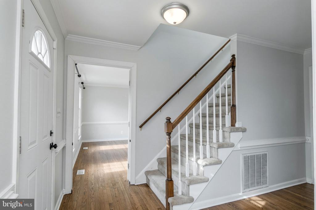 2009 WHITE LAKE DR, FREDERICKSBURG, Virginia 22407, 3 Bedrooms Bedrooms, ,2 BathroomsBathrooms,Residential,BREEZEWOOD,2009 WHITE LAKE DR,VASP2039884 MLS # VASP2039884