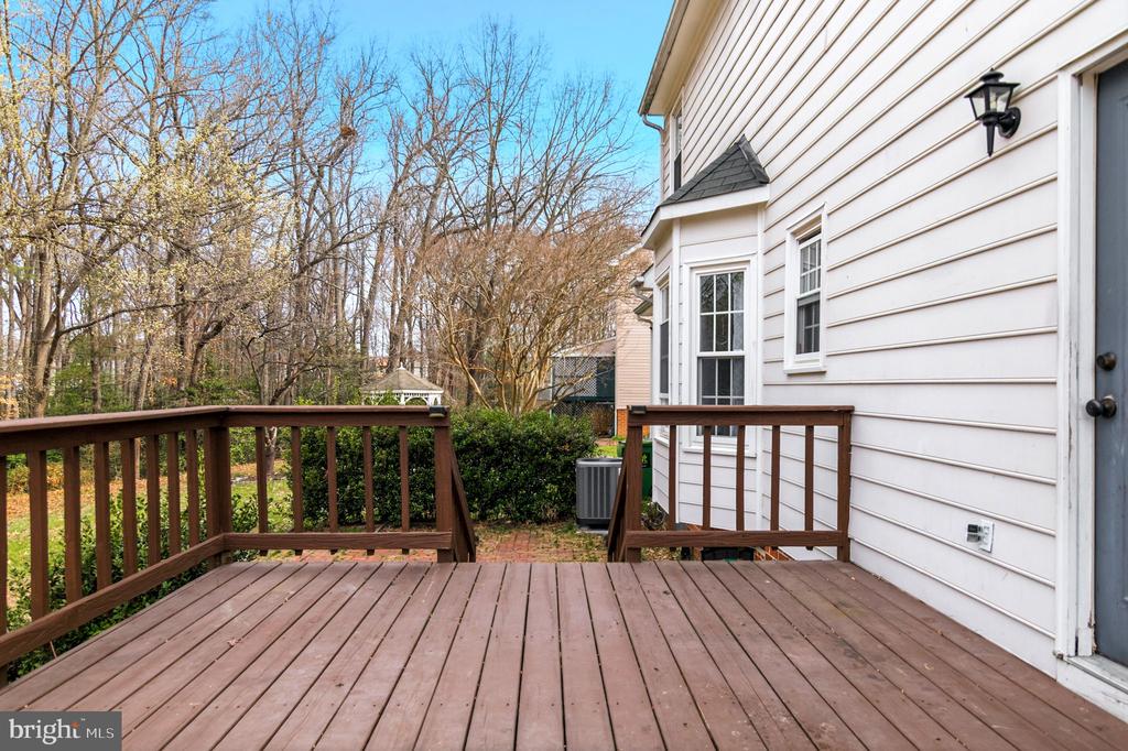 2009 WHITE LAKE DR, FREDERICKSBURG, Virginia 22407, 3 Bedrooms Bedrooms, ,2 BathroomsBathrooms,Residential,BREEZEWOOD,2009 WHITE LAKE DR,VASP2039884 MLS # VASP2039884