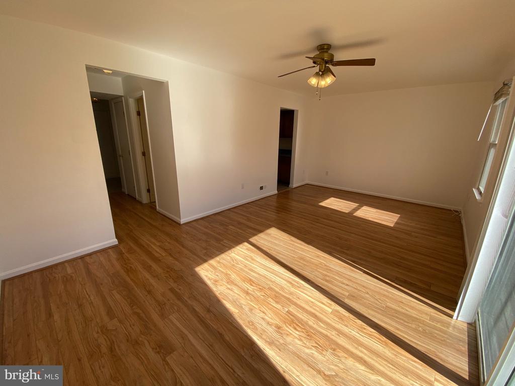 111 WANKOMA DR, REMINGTON, Virginia 22734, 2 Bedrooms Bedrooms, ,2 BathroomsBathrooms,Residential,111 WANKOMA DR,VAFQ2021188 MLS # VAFQ2021188