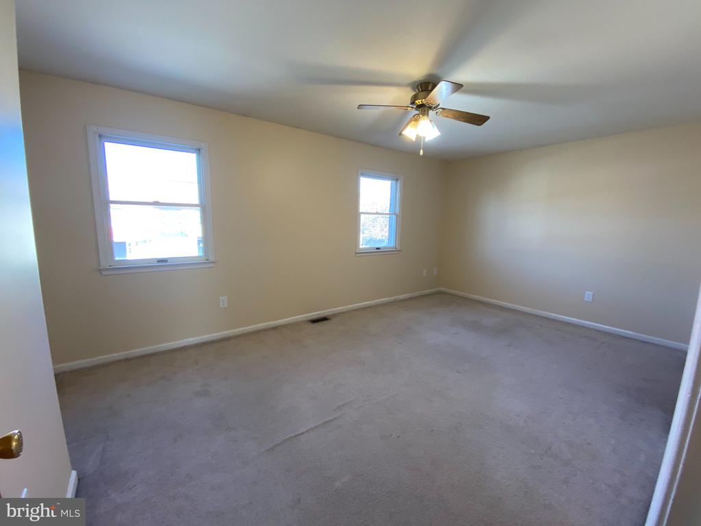 111 WANKOMA DR, REMINGTON, Virginia 22734, 2 Bedrooms Bedrooms, ,2 BathroomsBathrooms,Residential,111 WANKOMA DR,VAFQ2021188 MLS # VAFQ2021188