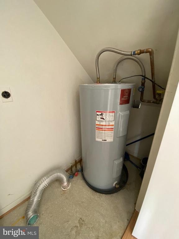 111 WANKOMA DR, REMINGTON, Virginia 22734, 2 Bedrooms Bedrooms, ,2 BathroomsBathrooms,Residential,111 WANKOMA DR,VAFQ2021188 MLS # VAFQ2021188