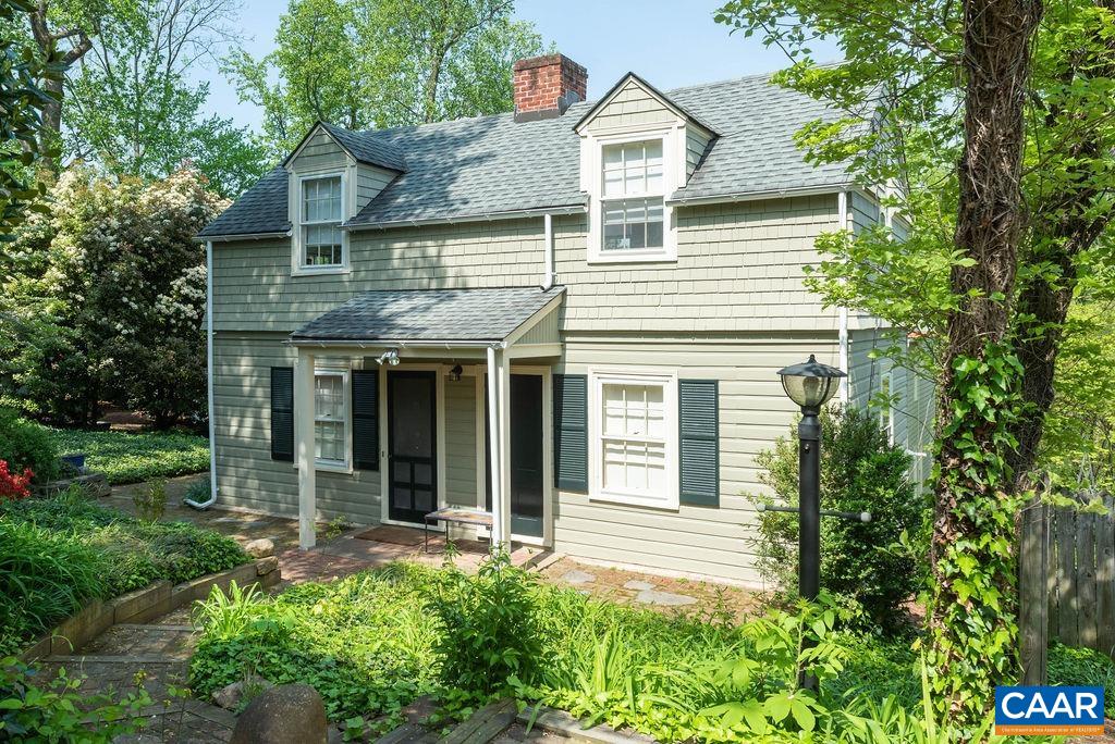 907 COTTAGE LN, CHARLOTTESVILLE, Virginia 22903, 4 Bedrooms Bedrooms, ,3 BathroomsBathrooms,Residential,907 COTTAGE LN,661152 MLS # 661152