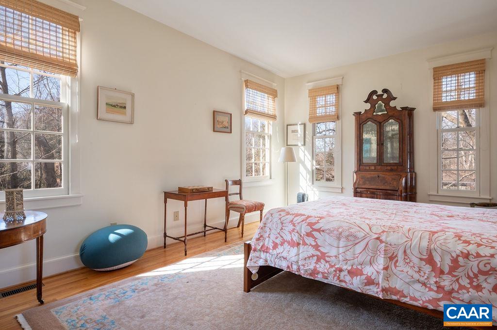 907 COTTAGE LN, CHARLOTTESVILLE, Virginia 22903, 4 Bedrooms Bedrooms, ,3 BathroomsBathrooms,Residential,907 COTTAGE LN,661152 MLS # 661152