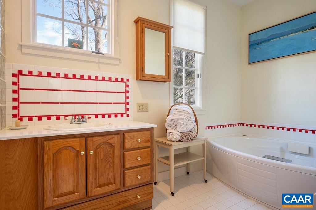 907 COTTAGE LN, CHARLOTTESVILLE, Virginia 22903, 4 Bedrooms Bedrooms, ,3 BathroomsBathrooms,Residential,907 COTTAGE LN,661152 MLS # 661152