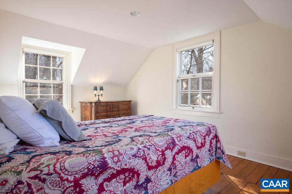 907 COTTAGE LN, CHARLOTTESVILLE, Virginia 22903, 4 Bedrooms Bedrooms, ,3 BathroomsBathrooms,Residential,907 COTTAGE LN,661152 MLS # 661152