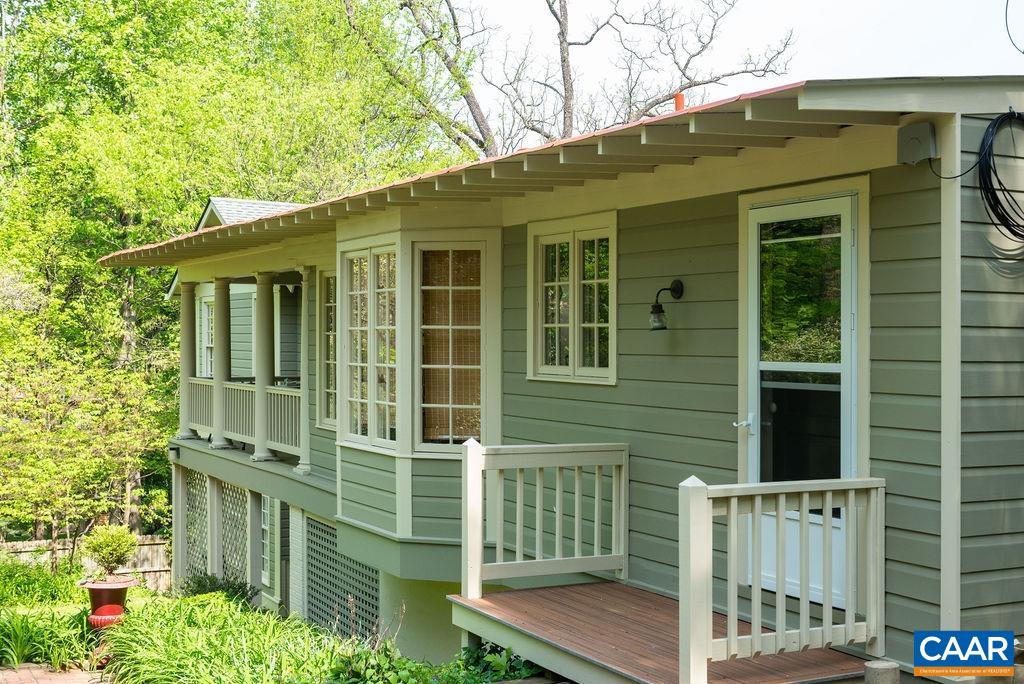 907 COTTAGE LN, CHARLOTTESVILLE, Virginia 22903, 4 Bedrooms Bedrooms, ,3 BathroomsBathrooms,Residential,907 COTTAGE LN,661152 MLS # 661152