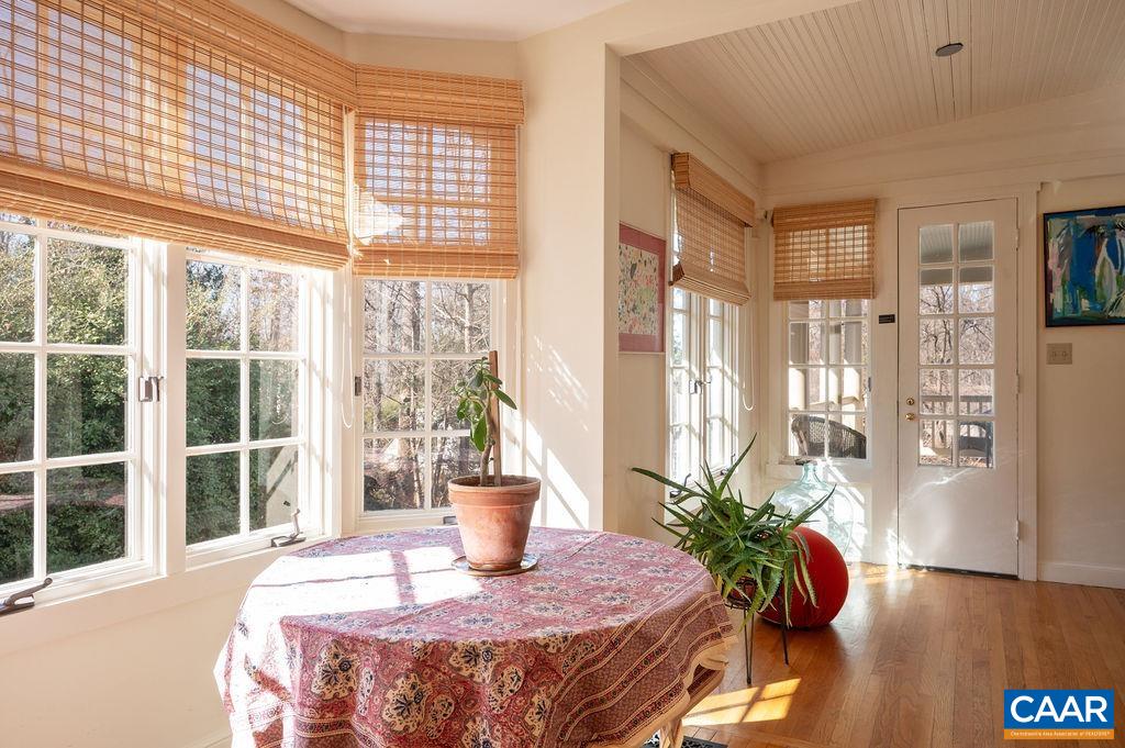 907 COTTAGE LN, CHARLOTTESVILLE, Virginia 22903, 4 Bedrooms Bedrooms, ,3 BathroomsBathrooms,Residential,907 COTTAGE LN,661152 MLS # 661152