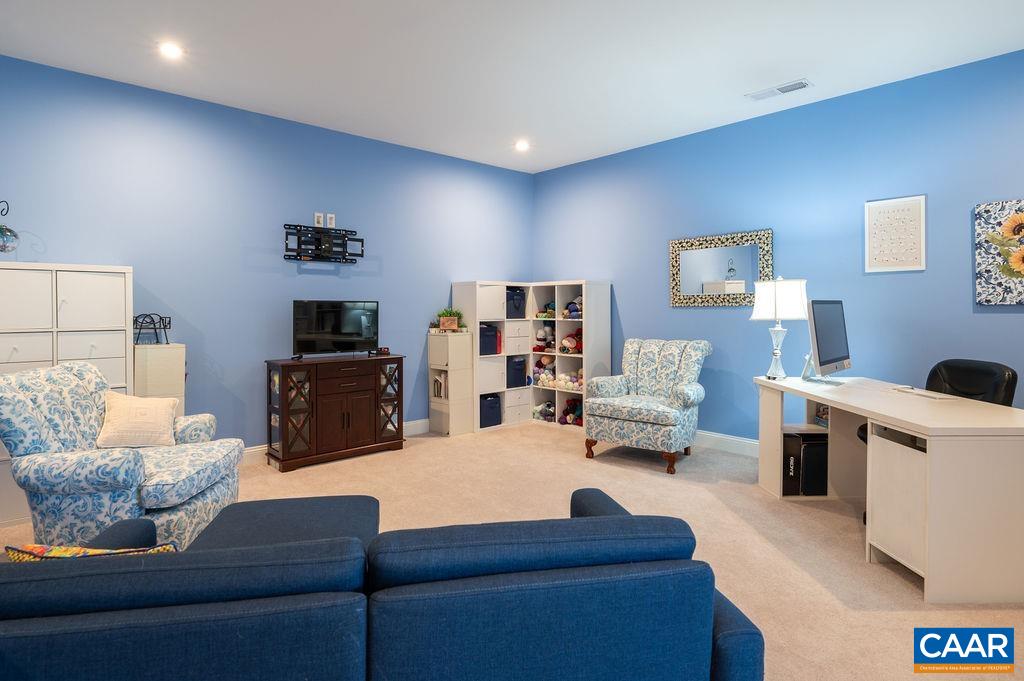 3409 MONTAGUE ST, CHARLOTTESVILLE, Virginia 22902, 3 Bedrooms Bedrooms, ,2 BathroomsBathrooms,Residential,3409 MONTAGUE ST,670357 MLS # 670357