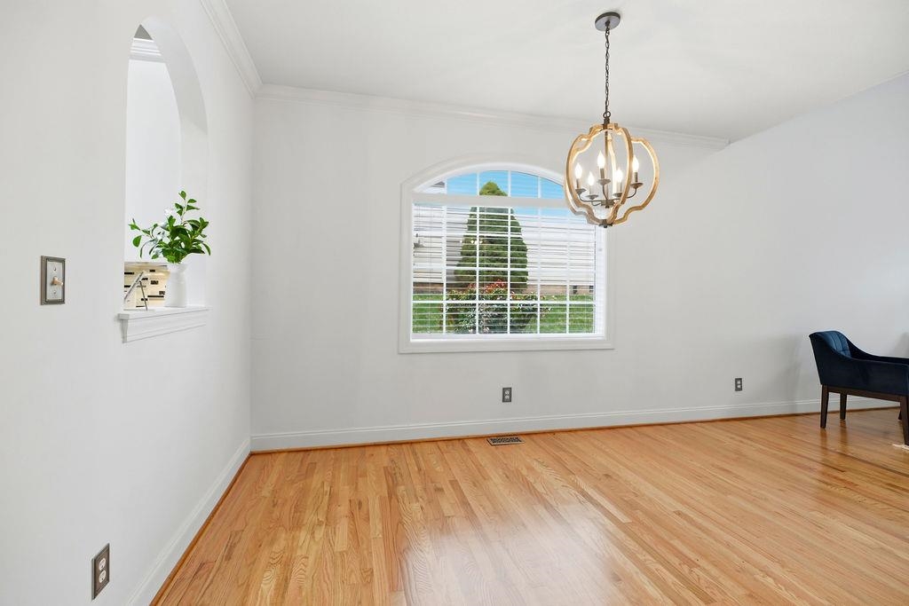 47 VILLA VIEW DR, STAUNTON, Virginia 24401, 3 Bedrooms Bedrooms, ,2 BathroomsBathrooms,Residential,47 VILLA VIEW DR,672051 MLS # 672051