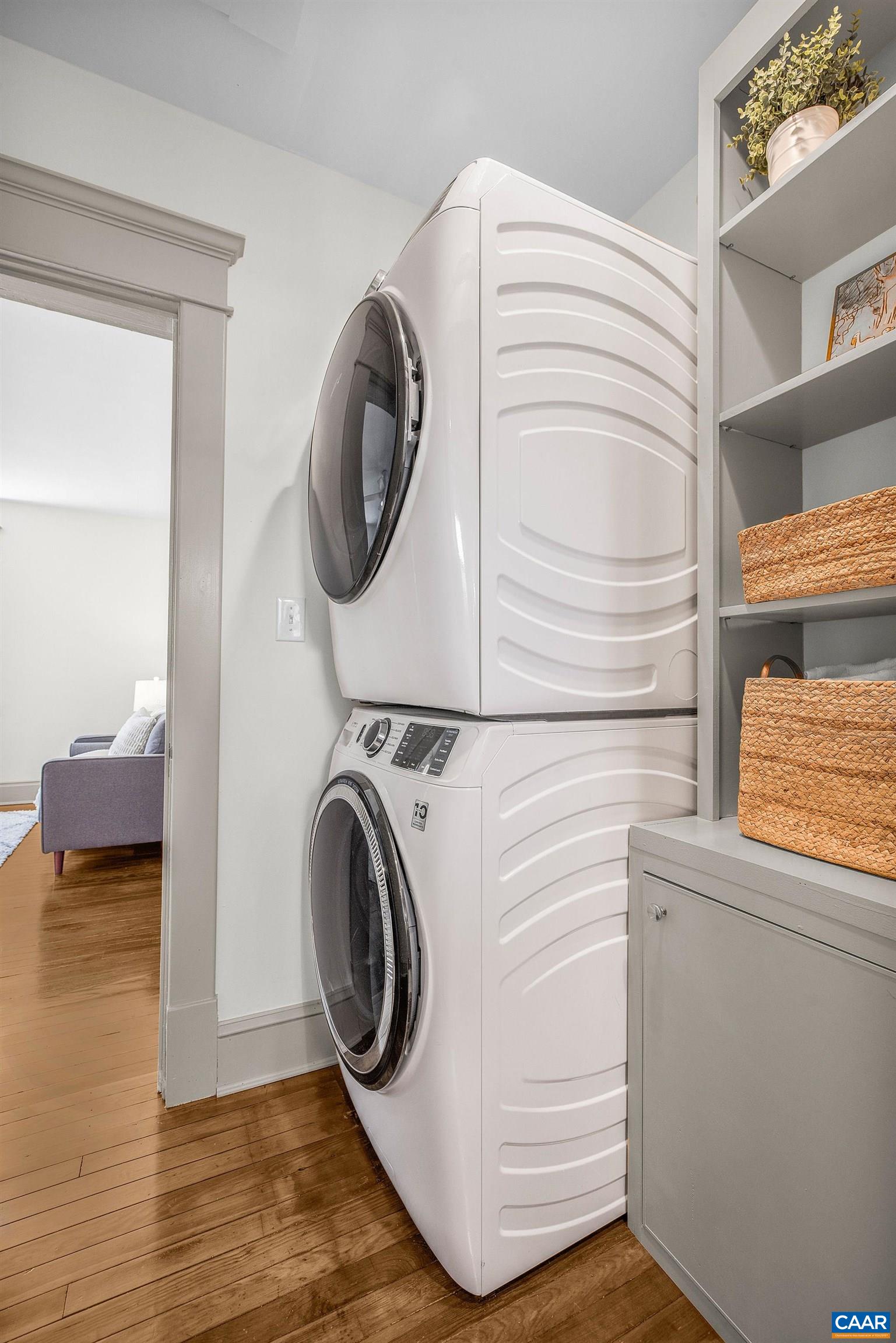 1016 ELLIOTT AVE, CHARLOTTESVILLE, Virginia 22902, 2 Bedrooms Bedrooms, ,1 BathroomBathrooms,Residential,1016 ELLIOTT AVE,674781 MLS # 674781