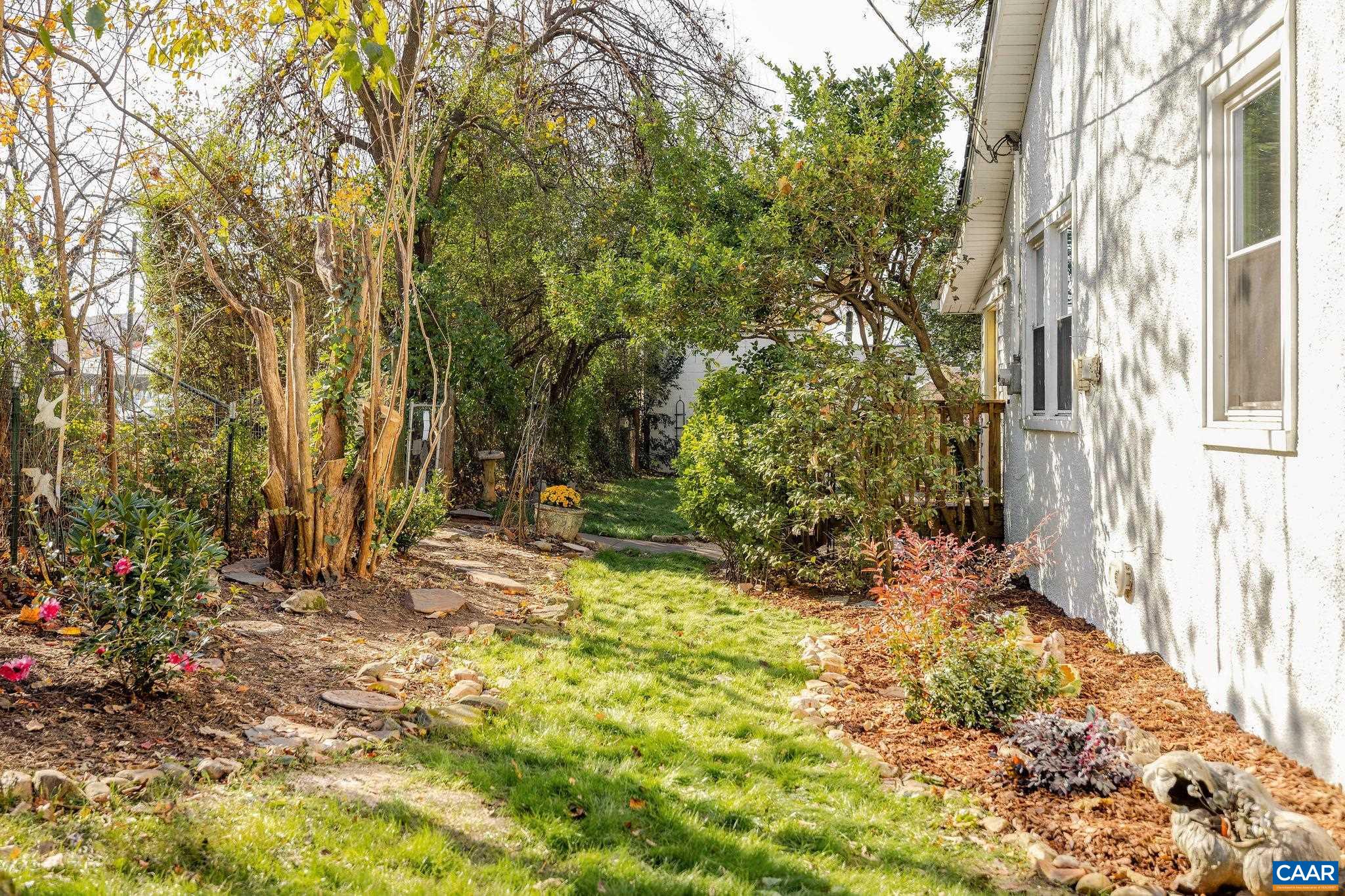 1016 ELLIOTT AVE, CHARLOTTESVILLE, Virginia 22902, 2 Bedrooms Bedrooms, ,1 BathroomBathrooms,Residential,1016 ELLIOTT AVE,674781 MLS # 674781