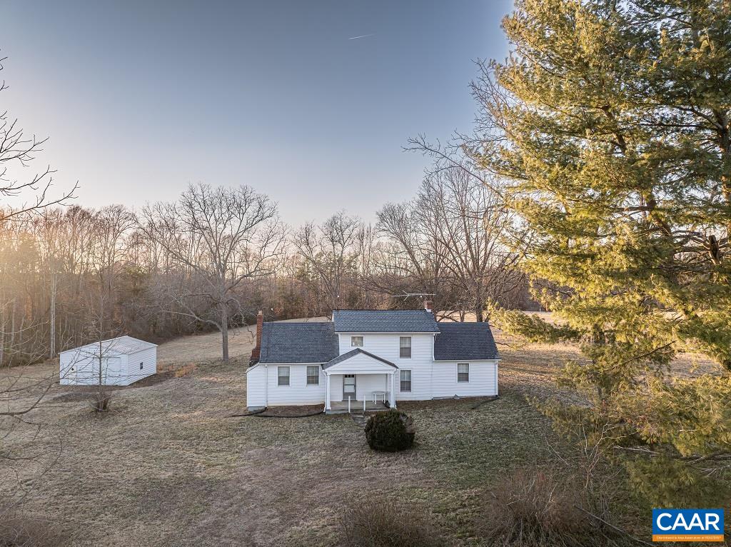 25805 N JAMES MADISON HWY, NEW CANTON, Virginia 23123, 3 Bedrooms Bedrooms, ,1 BathroomBathrooms,Residential,A Rare Piece of History and Acreage Awaits You! Es,25805 N JAMES MADISON HWY,675053 MLS # 675053