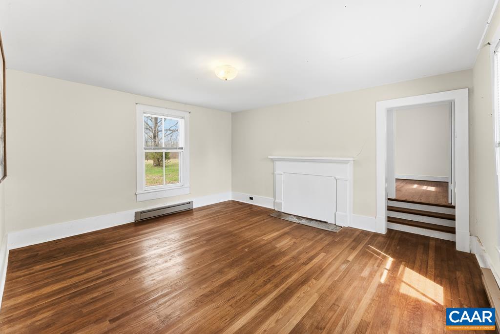 25805 N JAMES MADISON HWY, NEW CANTON, Virginia 23123, 3 Bedrooms Bedrooms, ,1 BathroomBathrooms,Residential,A Rare Piece of History and Acreage Awaits You! Es,25805 N JAMES MADISON HWY,675053 MLS # 675053