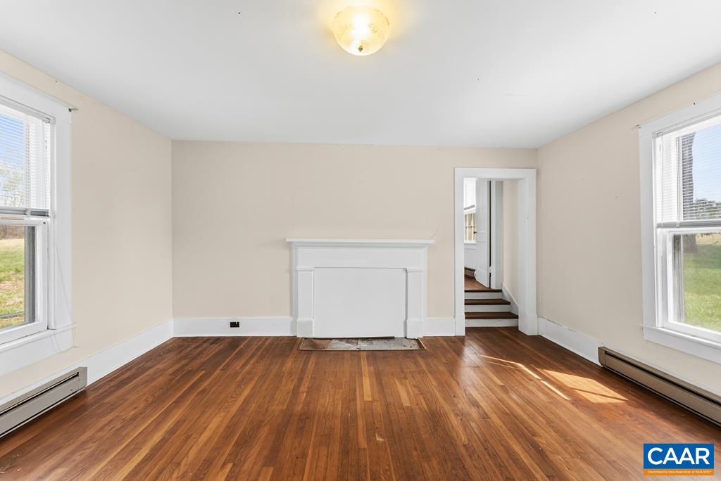 25805 N JAMES MADISON HWY, NEW CANTON, Virginia 23123, 3 Bedrooms Bedrooms, ,1 BathroomBathrooms,Residential,A Rare Piece of History and Acreage Awaits You! Es,25805 N JAMES MADISON HWY,675053 MLS # 675053
