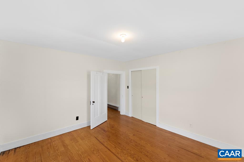 25805 N JAMES MADISON HWY, NEW CANTON, Virginia 23123, 3 Bedrooms Bedrooms, ,1 BathroomBathrooms,Residential,A Rare Piece of History and Acreage Awaits You! Es,25805 N JAMES MADISON HWY,675053 MLS # 675053