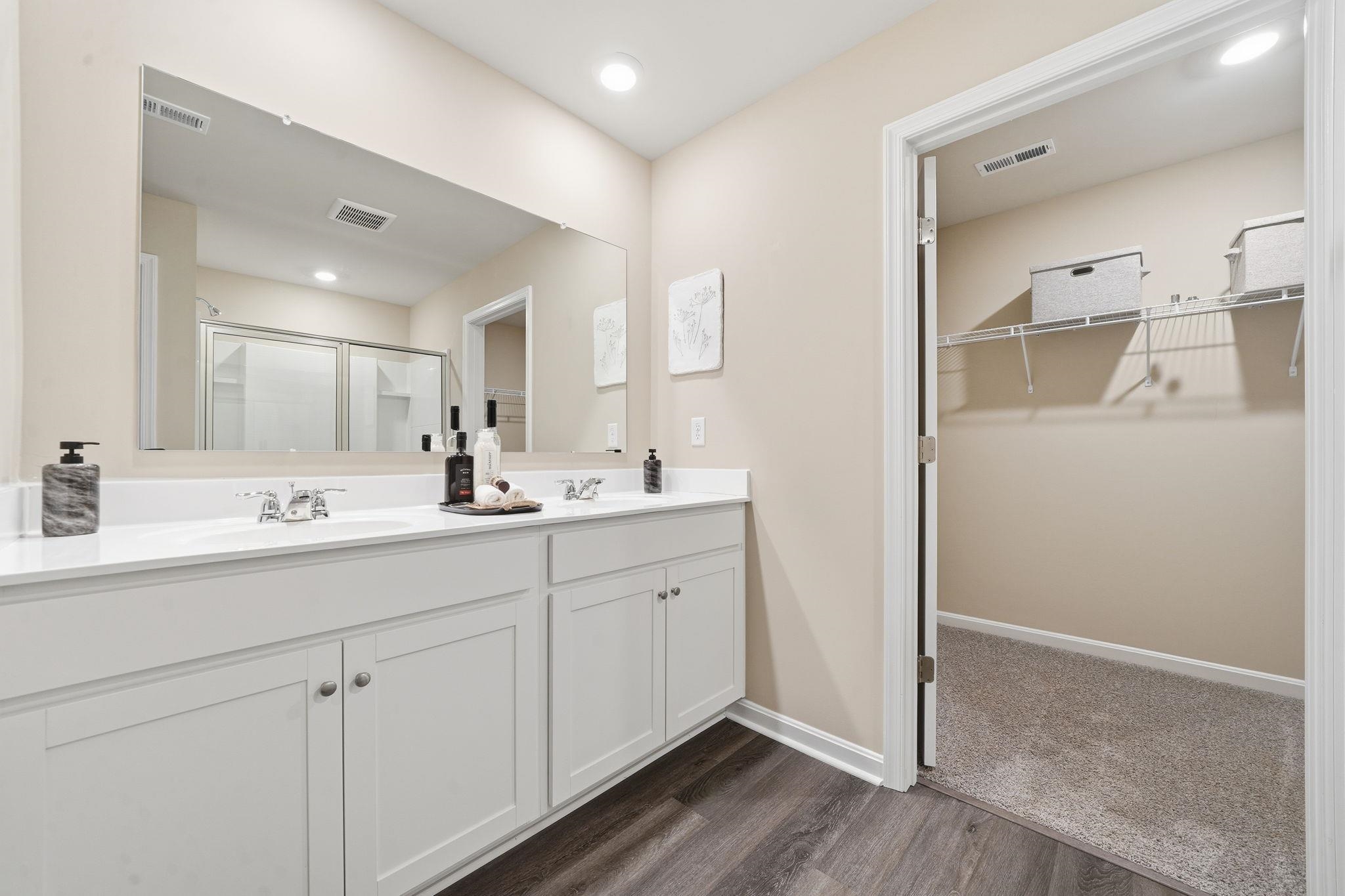 126 MEADOW RIDGE WAY, STAUNTON, Virginia 24401, 4 Bedrooms Bedrooms, ,2 BathroomsBathrooms,Residential,126 MEADOW RIDGE WAY,675054 MLS # 675054