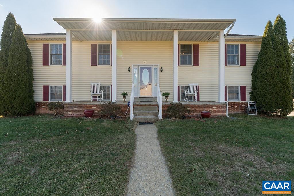 43 DOGWOOD RD, STUARTS DRAFT, Virginia 24477, 4 Bedrooms Bedrooms, ,3 BathroomsBathrooms,Residential,43 DOGWOOD RD,675063 MLS # 675063 43 DOGWOOD RD, STUARTS DRAFT, Virginia 24477, 4 Bedrooms Bedrooms, ,3 BathroomsBathrooms,Residential,43 DOGWOOD RD,675063 MLS # 675063