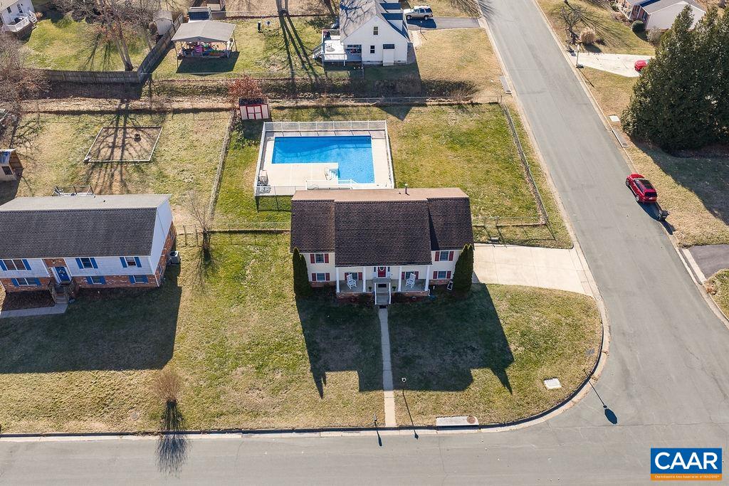 43 DOGWOOD RD, STUARTS DRAFT, Virginia 24477, 4 Bedrooms Bedrooms, ,3 BathroomsBathrooms,Residential,43 DOGWOOD RD,675063 MLS # 675063 43 DOGWOOD RD, STUARTS DRAFT, Virginia 24477, 4 Bedrooms Bedrooms, ,3 BathroomsBathrooms,Residential,43 DOGWOOD RD,675063 MLS # 675063