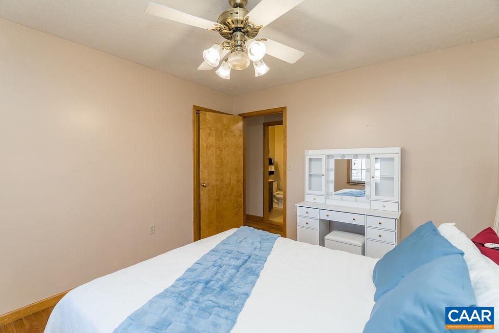 43 DOGWOOD RD, STUARTS DRAFT, Virginia 24477, 4 Bedrooms Bedrooms, ,3 BathroomsBathrooms,Residential,43 DOGWOOD RD,675063 MLS # 675063 43 DOGWOOD RD, STUARTS DRAFT, Virginia 24477, 4 Bedrooms Bedrooms, ,3 BathroomsBathrooms,Residential,43 DOGWOOD RD,675063 MLS # 675063