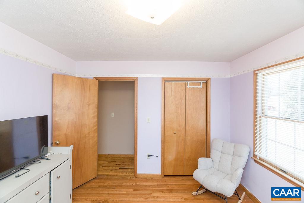 43 DOGWOOD RD, STUARTS DRAFT, Virginia 24477, 4 Bedrooms Bedrooms, ,3 BathroomsBathrooms,Residential,43 DOGWOOD RD,675063 MLS # 675063 43 DOGWOOD RD, STUARTS DRAFT, Virginia 24477, 4 Bedrooms Bedrooms, ,3 BathroomsBathrooms,Residential,43 DOGWOOD RD,675063 MLS # 675063