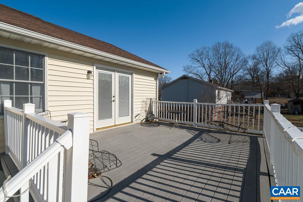 43 DOGWOOD RD, STUARTS DRAFT, Virginia 24477, 4 Bedrooms Bedrooms, ,3 BathroomsBathrooms,Residential,43 DOGWOOD RD,675063 MLS # 675063 43 DOGWOOD RD, STUARTS DRAFT, Virginia 24477, 4 Bedrooms Bedrooms, ,3 BathroomsBathrooms,Residential,43 DOGWOOD RD,675063 MLS # 675063