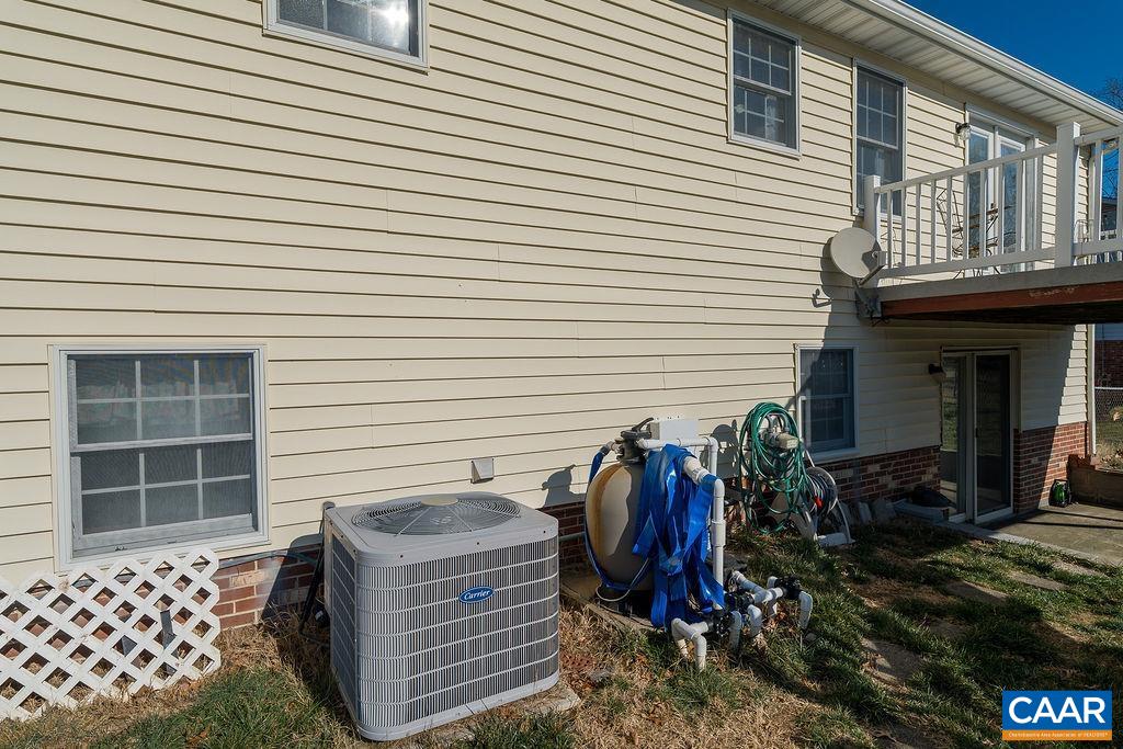 43 DOGWOOD RD, STUARTS DRAFT, Virginia 24477, 4 Bedrooms Bedrooms, ,3 BathroomsBathrooms,Residential,43 DOGWOOD RD,675063 MLS # 675063 43 DOGWOOD RD, STUARTS DRAFT, Virginia 24477, 4 Bedrooms Bedrooms, ,3 BathroomsBathrooms,Residential,43 DOGWOOD RD,675063 MLS # 675063