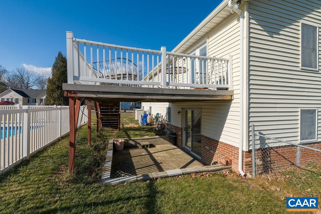 43 DOGWOOD RD, STUARTS DRAFT, Virginia 24477, 4 Bedrooms Bedrooms, ,3 BathroomsBathrooms,Residential,43 DOGWOOD RD,675063 MLS # 675063 43 DOGWOOD RD, STUARTS DRAFT, Virginia 24477, 4 Bedrooms Bedrooms, ,3 BathroomsBathrooms,Residential,43 DOGWOOD RD,675063 MLS # 675063