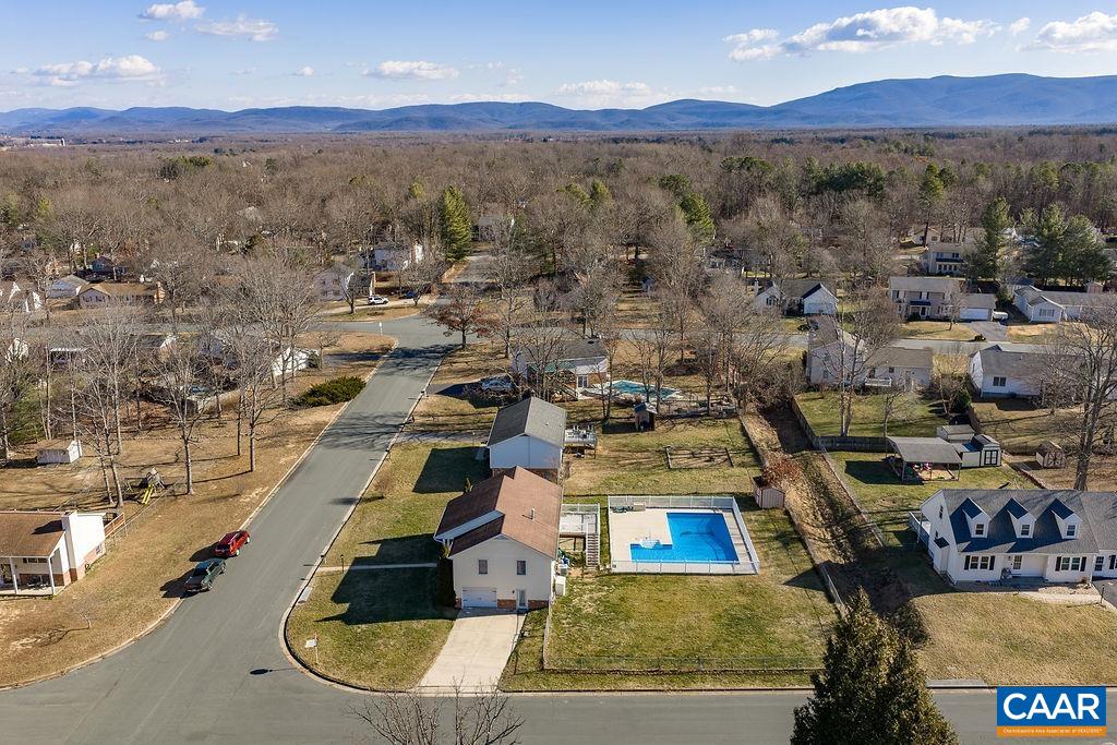 43 DOGWOOD RD, STUARTS DRAFT, Virginia 24477, 4 Bedrooms Bedrooms, ,3 BathroomsBathrooms,Residential,43 DOGWOOD RD,675063 MLS # 675063 43 DOGWOOD RD, STUARTS DRAFT, Virginia 24477, 4 Bedrooms Bedrooms, ,3 BathroomsBathrooms,Residential,43 DOGWOOD RD,675063 MLS # 675063