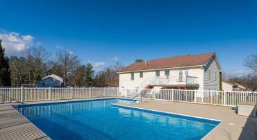 43 DOGWOOD RD, STUARTS DRAFT, Virginia 24477, 4 Bedrooms Bedrooms, ,3 BathroomsBathrooms,Residential,43 DOGWOOD RD,675063 MLS # 675063