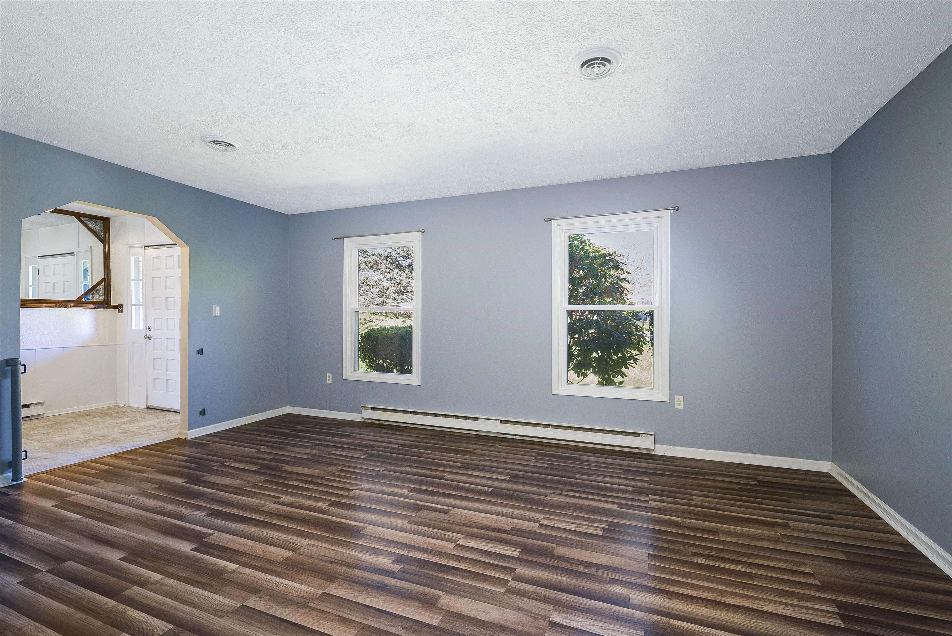 28 BRIGHTON CT, STUARTS DRAFT, Virginia 24477, 3 Bedrooms Bedrooms, ,2 BathroomsBathrooms,Residential,28 BRIGHTON CT,675068 MLS # 675068