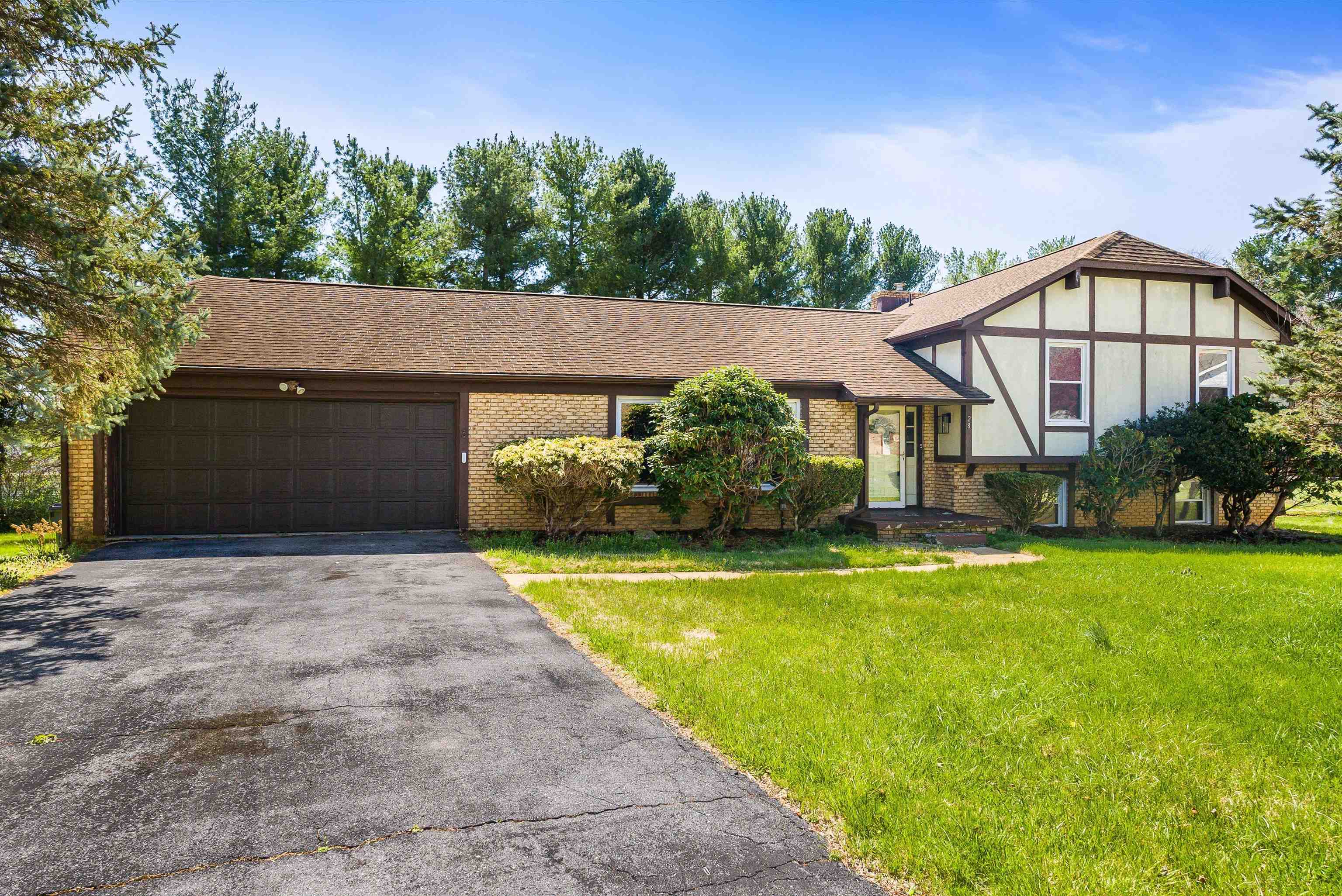 28 BRIGHTON CT, STUARTS DRAFT, Virginia 24477, 3 Bedrooms Bedrooms, ,2 BathroomsBathrooms,Residential,28 BRIGHTON CT,675068 MLS # 675068