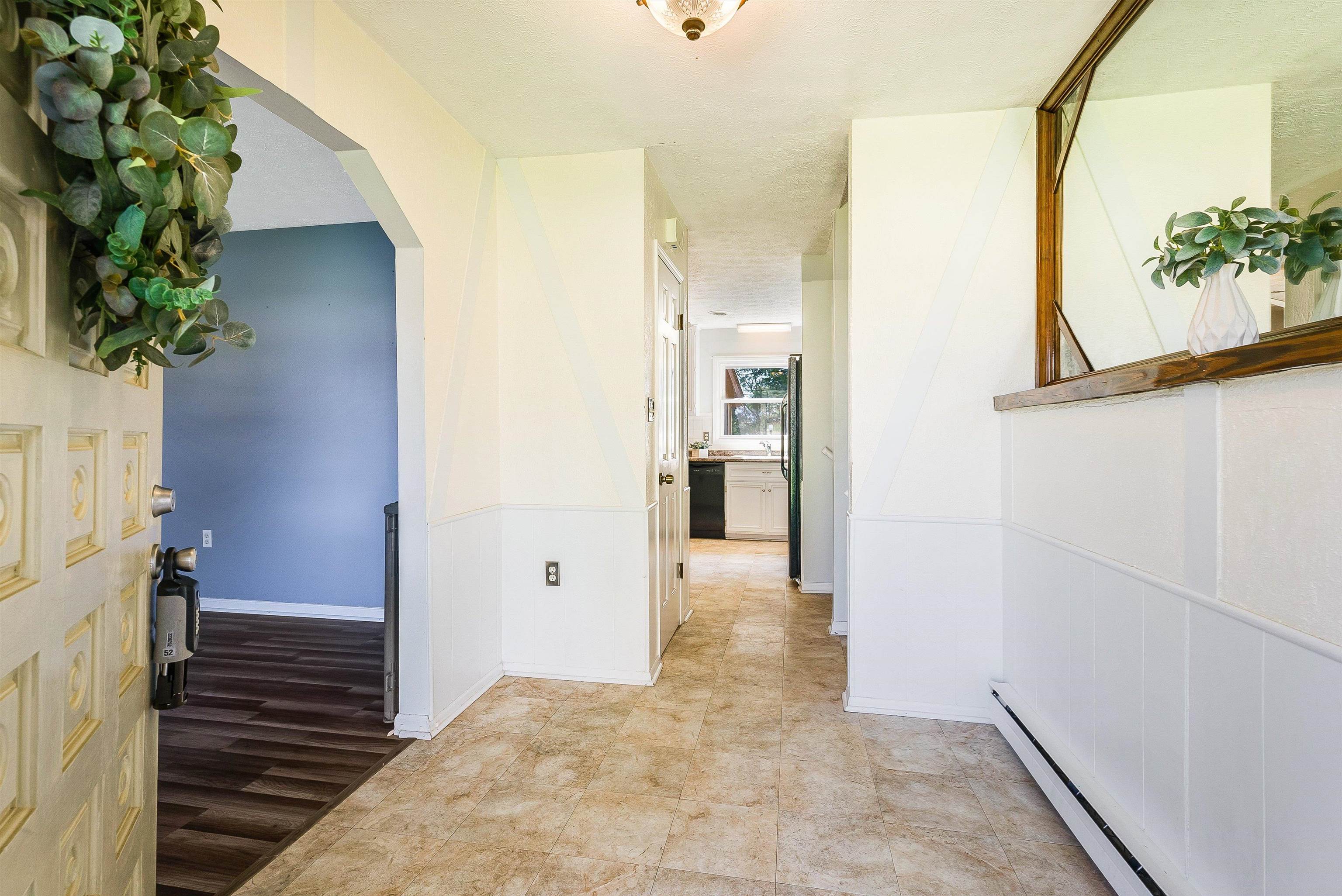 28 BRIGHTON CT, STUARTS DRAFT, Virginia 24477, 3 Bedrooms Bedrooms, ,2 BathroomsBathrooms,Residential,28 BRIGHTON CT,675068 MLS # 675068