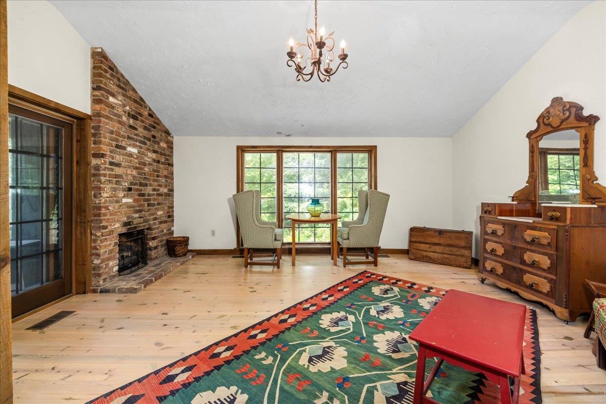 6614 MIDDLEBROOK RD, RAPHINE, Virginia 24472, 2 Bedrooms Bedrooms, ,2 BathroomsBathrooms,Residential,Moffatts Creek Cottage Located in Augusta Count,6614 MIDDLEBROOK RD,675080 MLS # 675080