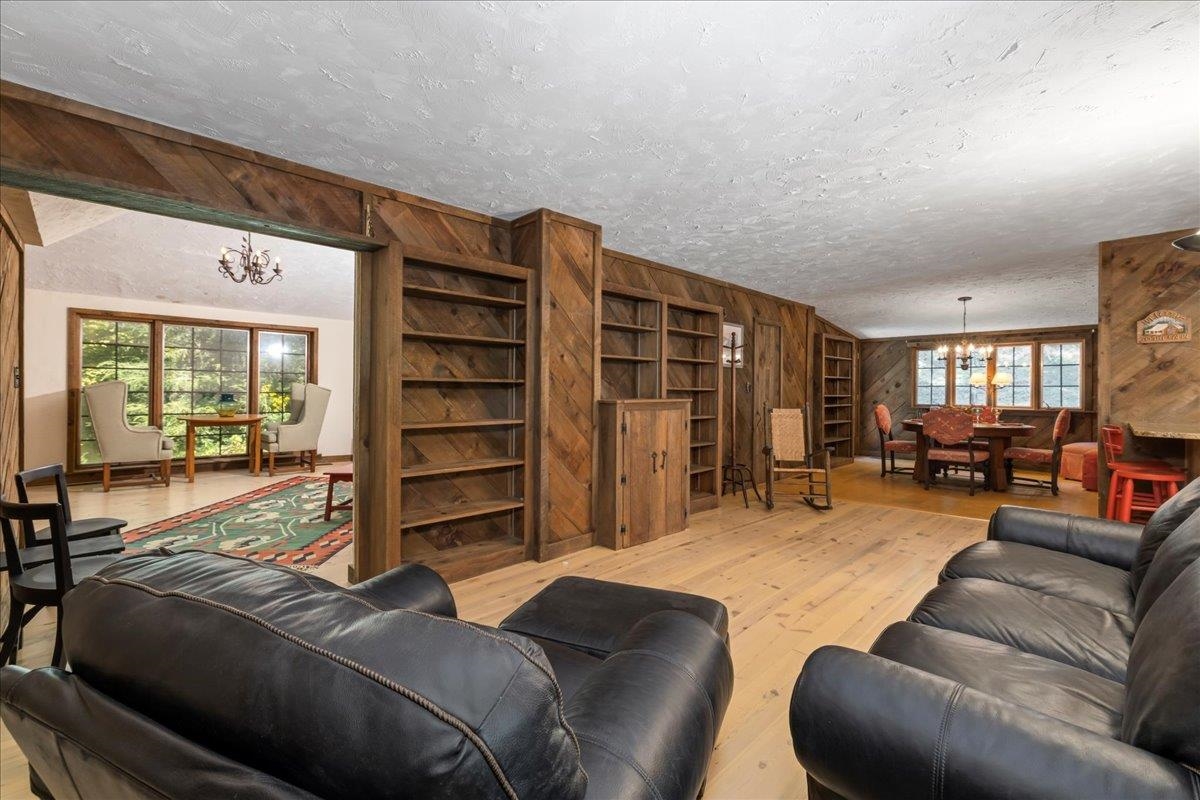 6614 MIDDLEBROOK RD, RAPHINE, Virginia 24472, 2 Bedrooms Bedrooms, ,2 BathroomsBathrooms,Residential,Moffatts Creek Cottage Located in Augusta Count,6614 MIDDLEBROOK RD,675080 MLS # 675080