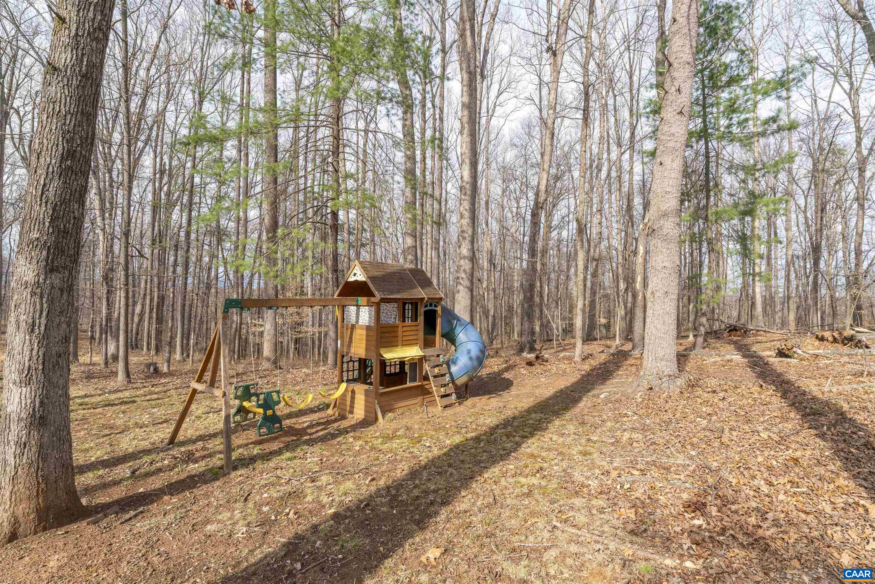 Play set included! Play set included!