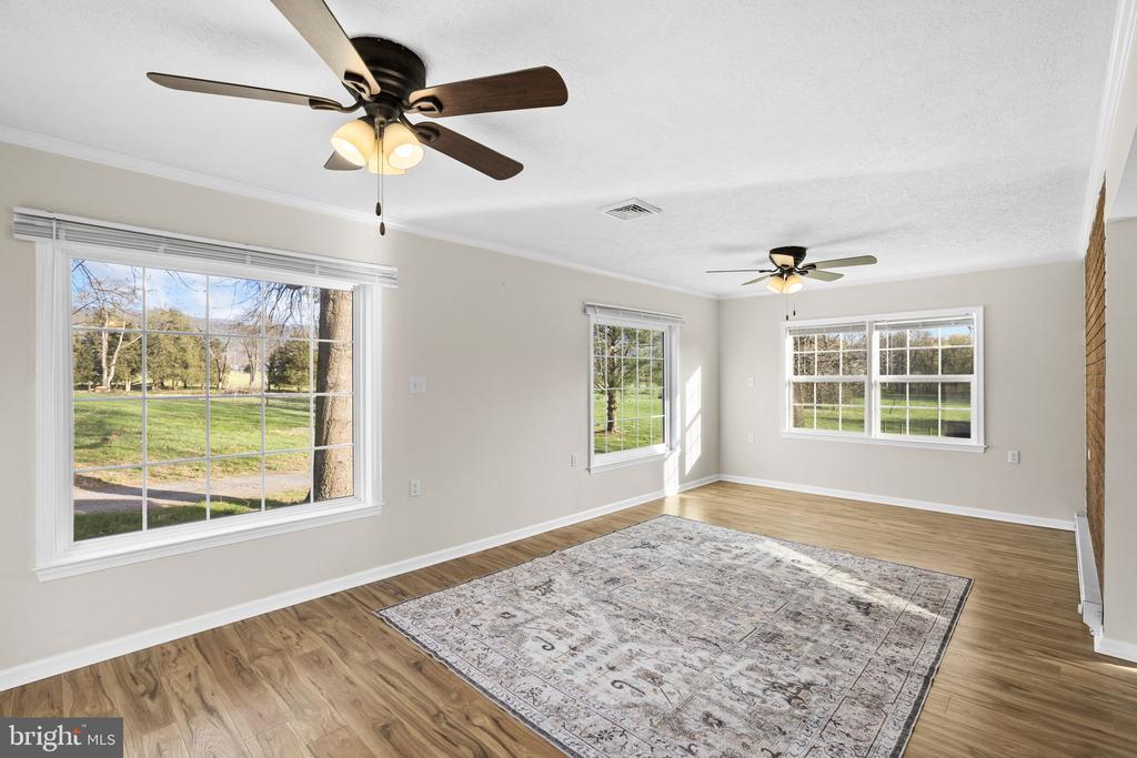 300 MARTIN ST, LURAY, Virginia 22835, 4 Bedrooms Bedrooms, ,2 BathroomsBathrooms,Residential,300 MARTIN ST,VAPA2006208 MLS # VAPA2006208