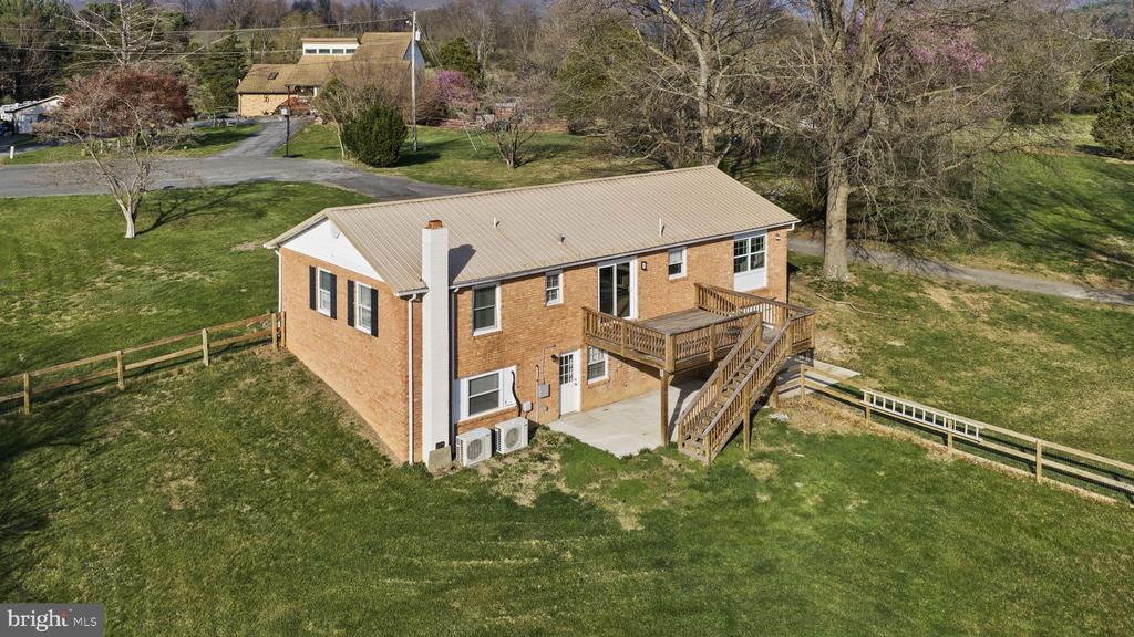 300 MARTIN ST, LURAY, Virginia 22835, 4 Bedrooms Bedrooms, ,2 BathroomsBathrooms,Residential,300 MARTIN ST,VAPA2006208 MLS # VAPA2006208