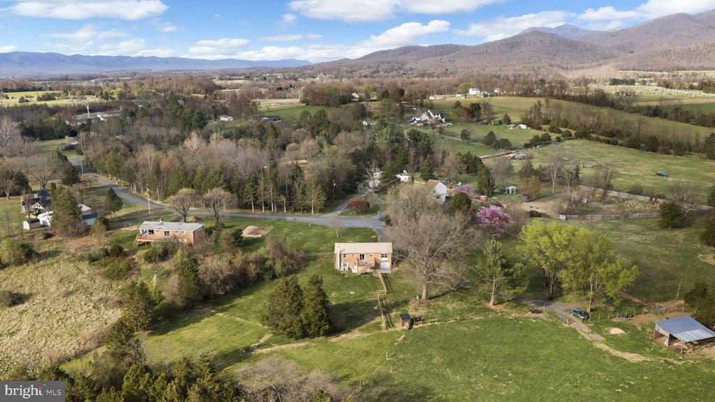 300 MARTIN ST, LURAY, Virginia 22835, 4 Bedrooms Bedrooms, ,2 BathroomsBathrooms,Residential,300 MARTIN ST,VAPA2006208 MLS # VAPA2006208