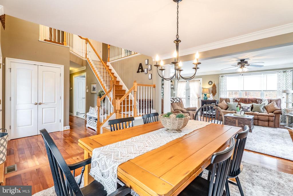 406 WOODLAND DR, LURAY, Virginia 22835, 4 Bedrooms Bedrooms, ,2 BathroomsBathrooms,Residential,406 WOODLAND DR,VAPA2006218 MLS # VAPA2006218