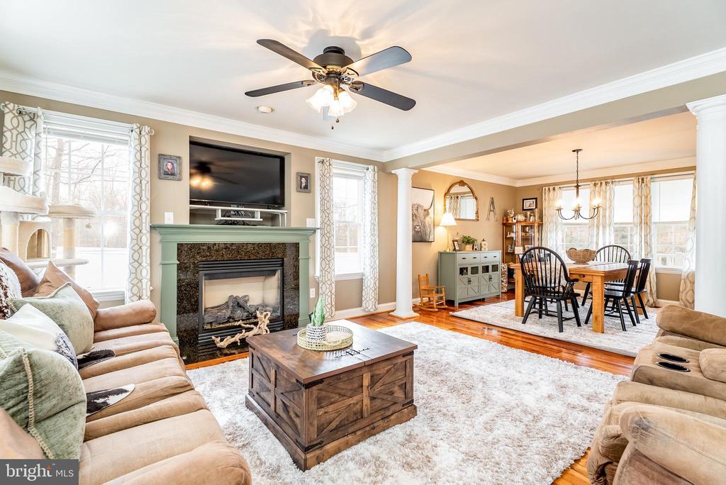 406 WOODLAND DR, LURAY, Virginia 22835, 4 Bedrooms Bedrooms, ,2 BathroomsBathrooms,Residential,406 WOODLAND DR,VAPA2006218 MLS # VAPA2006218