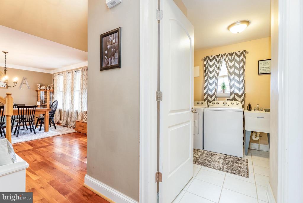 406 WOODLAND DR, LURAY, Virginia 22835, 4 Bedrooms Bedrooms, ,2 BathroomsBathrooms,Residential,406 WOODLAND DR,VAPA2006218 MLS # VAPA2006218