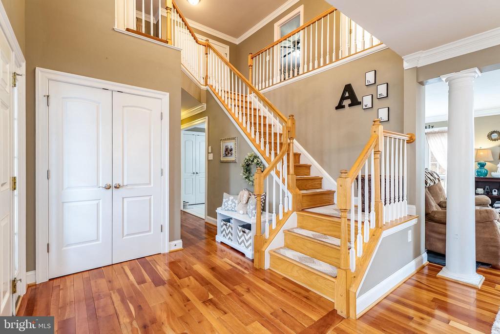 406 WOODLAND DR, LURAY, Virginia 22835, 4 Bedrooms Bedrooms, ,2 BathroomsBathrooms,Residential,406 WOODLAND DR,VAPA2006218 MLS # VAPA2006218